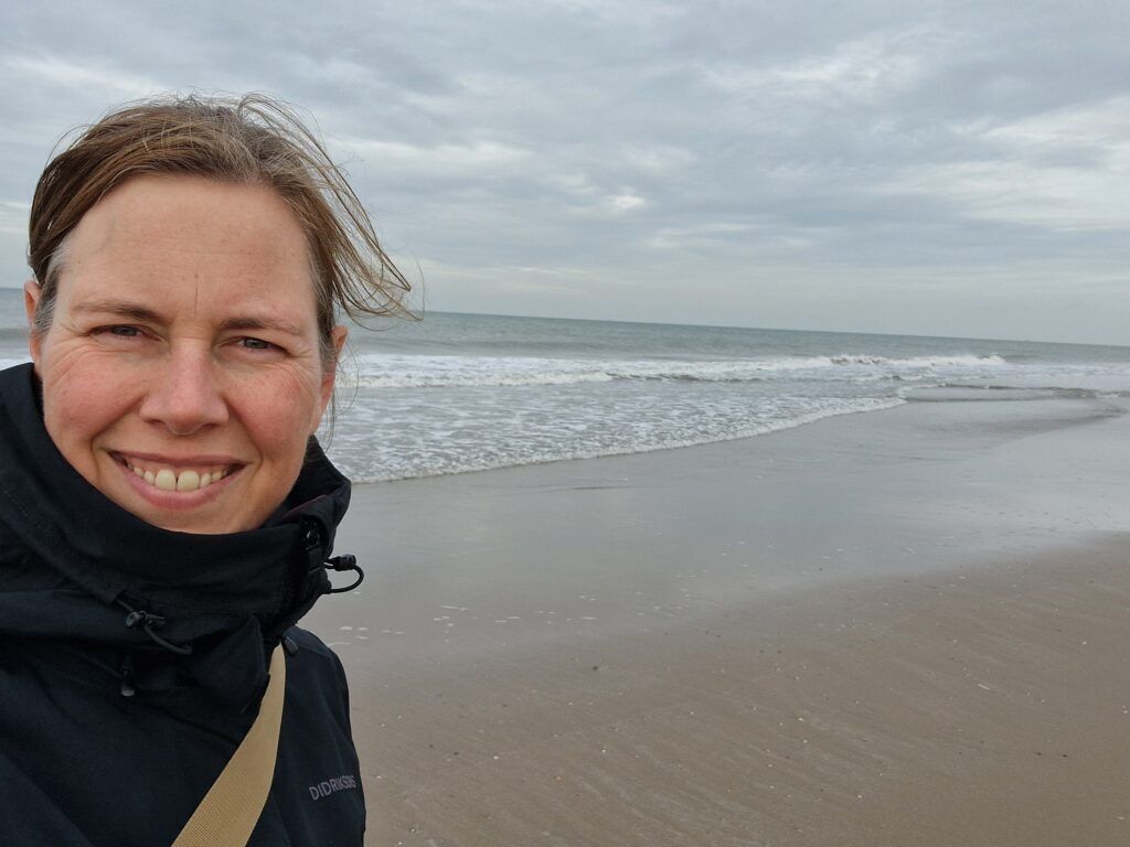 Rianne op het strand